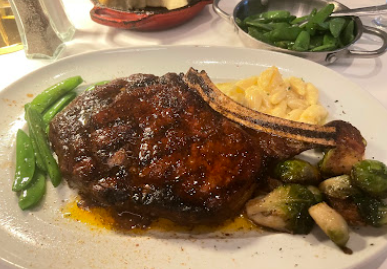 Steak 48 signature dishes Bone-In Wagyu Tomahawk Ribeye
Boursin Cheese Whipped Potatoes
Shells + Cheese